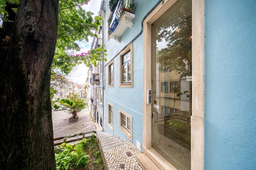 Beautiful Apartment Near The Center Of Lisbon Exterior photo